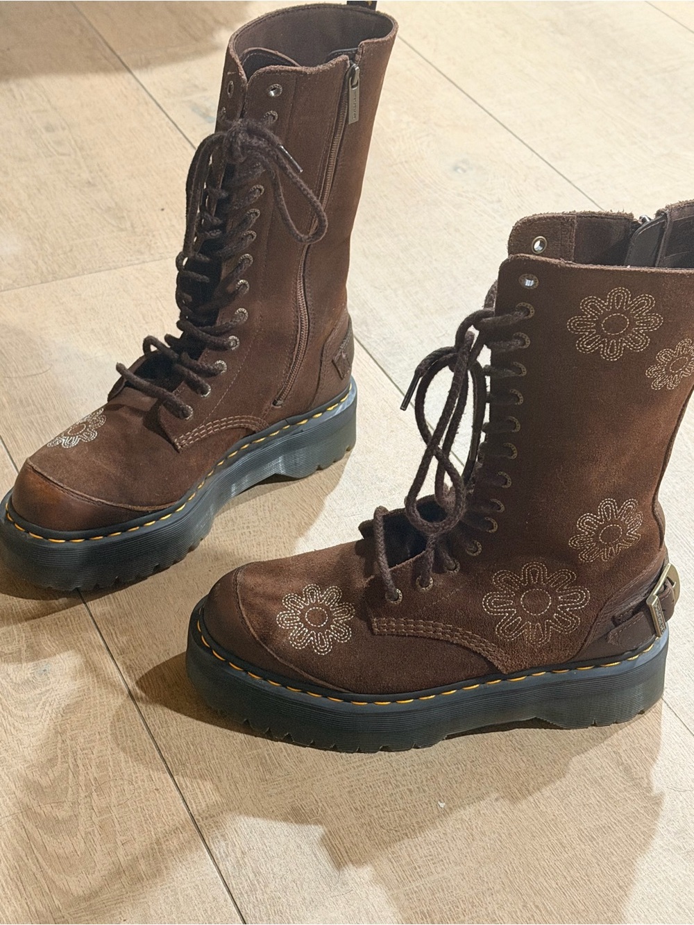 Dr Martens 1B99 Dunnet Flower Suede Platform Brown Floral US 10 EU 42 Rare - Picture 7 of 7
